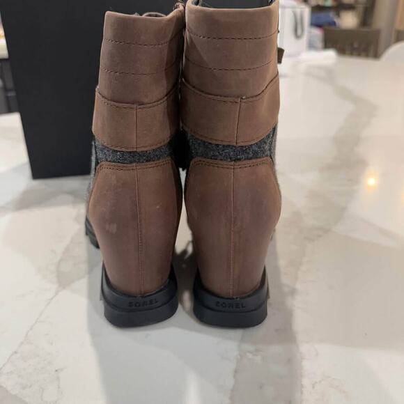 Sorel NWT Joan of Arctic Wedge III Lexie Boots Womens 8 Brown/Black Ankle Bootie - Picture 4 of 9